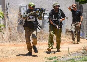 "האם לא מגיע לאופקים שתקום שם מיידית כיתת כוננות?"