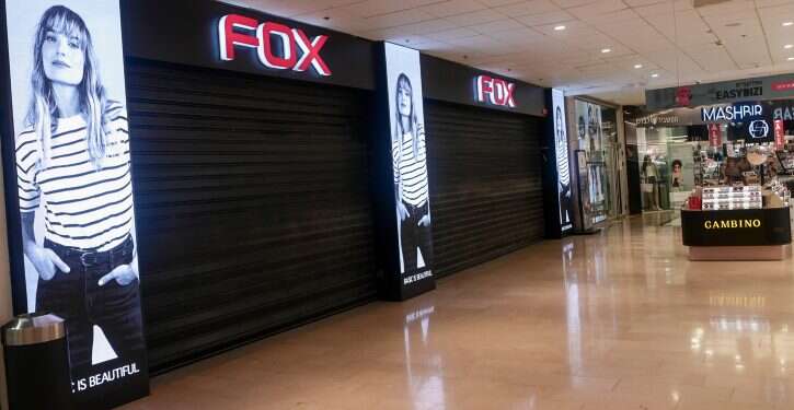 סניף של פוקס, בקניון דיזינגוף סנטר בתל אביב. צילום: אבשלום ששוני, פלאש 90  בלאק פריידי אאוט, בלו פריידי אין: הגרסה הישראלית ליום הקניות הגדול