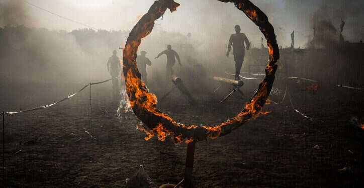 מחנה לצעירים של החמאס בחן יונס שמלמד לחימה. צילום: עאבד רחים כתיב, פלאש 90  במלחמה הזאת חייבים ניצחון ברור שלא משתמע לשני פנים