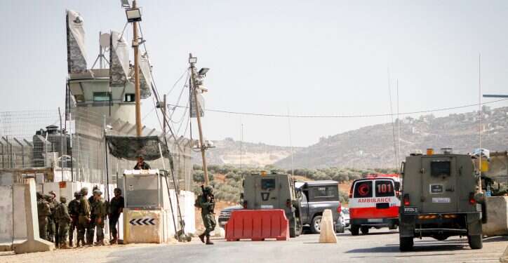 במנהל האזרחי המליצו: הקלות במחסומים ביו"ש כדי "למנוע את הבערת השטח"