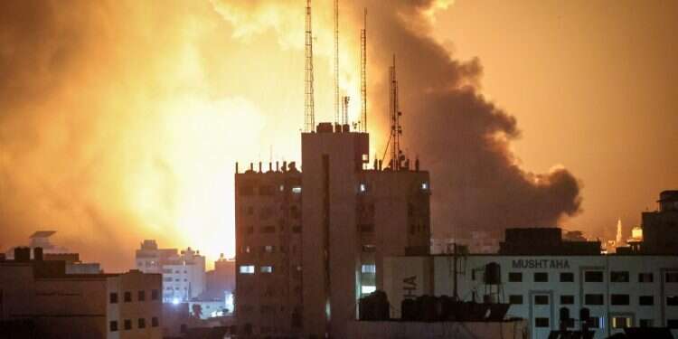 דקה אחרי דקה: 24 שעות הראשונות של הדיווחים ממתקפת הטרור הרצחנית