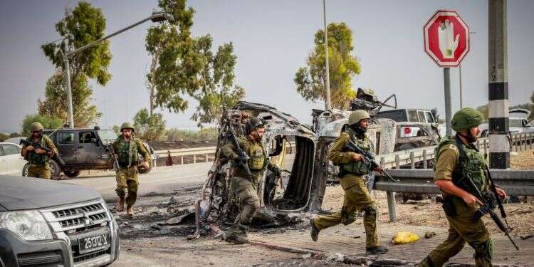 כתישת עזה אינה אומרת שאיננו מוסריים עוד. להיפך