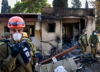 התעמולה מנצחת? הניו-יורק טיימס כינה את חמאס "טרוריסטים" – ומחק