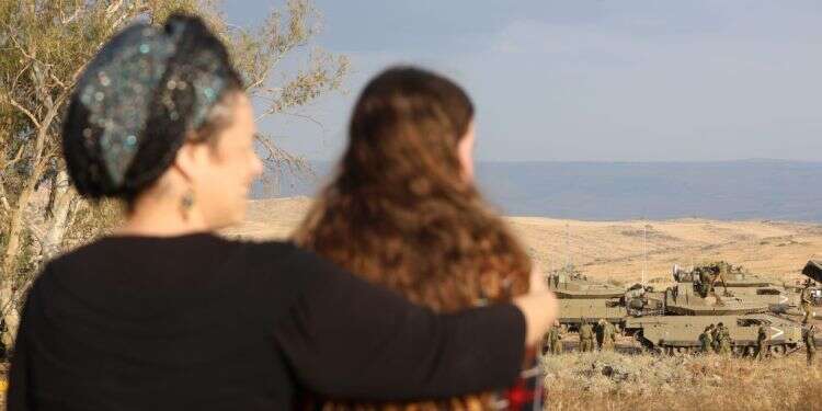 צילום: דוד כהן/פלאש90 אל תילחמו בכאב: מכתב לבני הנוער