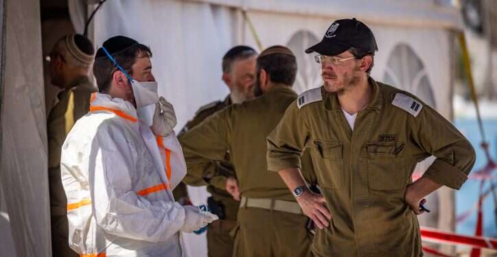 חיילים ואנשי זק משטרת ישראל:עד כה זוהו 732 חללים ממתקפת הטרור