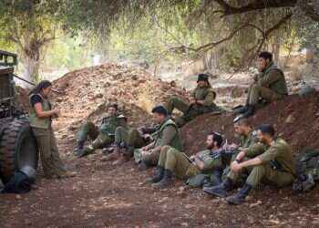 לחיות את המציאות החדשה, לא להמשיך כאילו לא קרה דבר