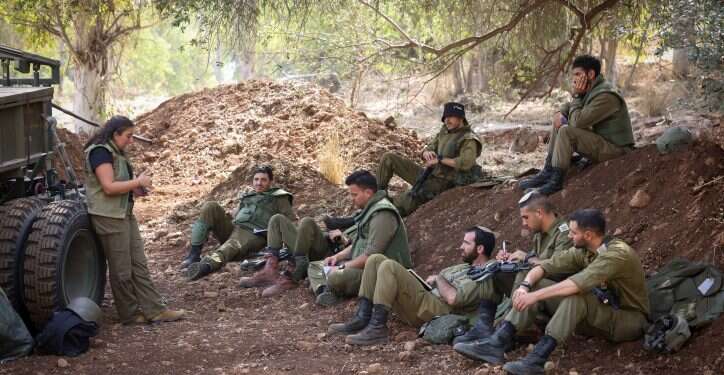 לחיות את המציאות החדשה, לא להמשיך כאילו לא קרה דבר