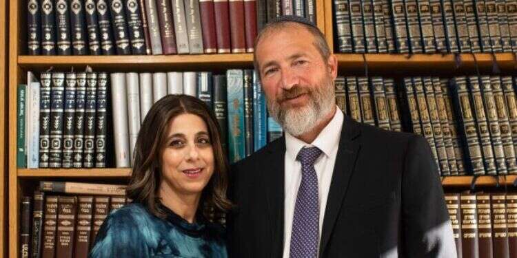 הרב שמואל סלוטקי ואשתו טלי. צילום: נעמה גרינבאום מוביל היוזמה, מנהל הארגון העולמי של בתי הכנסת,