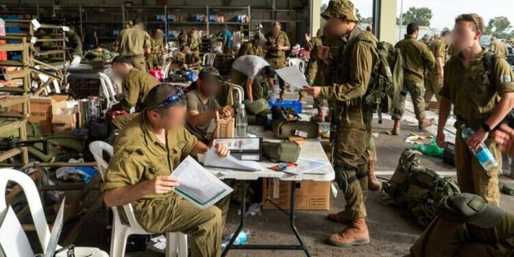 לא סותר: יש התנדבות עצומה ויש מדינה מתפקדת