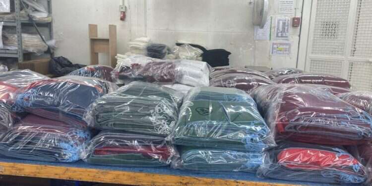 כל הארץ חזית: גם האסירים בבתי הכלא התגייסו לסייע ללחימה