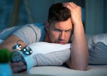 איך נטפל בנדודי שינה בעקבות חרדה ולחץ במצב מלחמה?