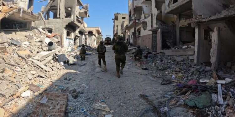 הותר לפרסום: שני לוחמים בסיירת גבעתי נהרגו בקרב עם מחבלי חמאס