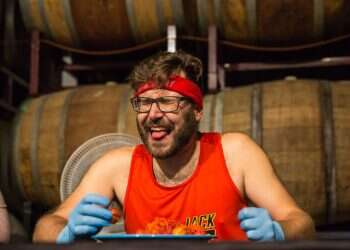 קנדה: שיא גינס חדש באכילת הפלפלים החריפים ביותר בעולם