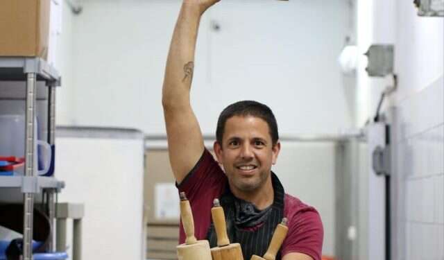 יקי שגיא. צילום: שרית עטר  "תודה ליקום שחסך את זה ממני": הקונדיטור על ההחלטה שהצילה אותו