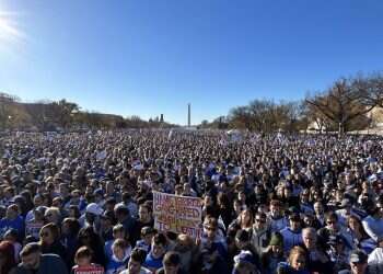 מעל הציפיות: למעלה מ-200 אלף איש בעצרת למען ישראל בוושינגטון