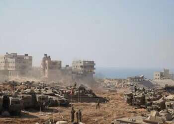 כוחות אוגדה 36 על חוף הים בעזה. צילום: דו 1600 מטרות: כוחות אוגדה 36 התייצבו על חוף הים ברצועת עזה