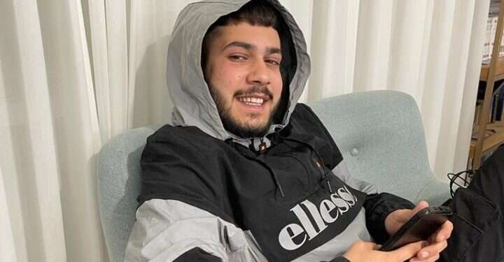 "יודע למכור קרח לאסקימואים": סיפורו של אליה כהן, שנחטף מהמסיבה ברעים