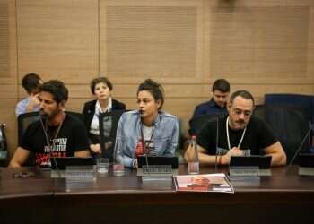 משפחות החטופים בכנסת: "אין פה שמאל או ימין – אנחנו זקוקים לכם"