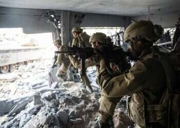 כוחות צה צה״ל מהדק את הכתר על בתי החולים בעזה; מחבלים חוסלו בטול כרם