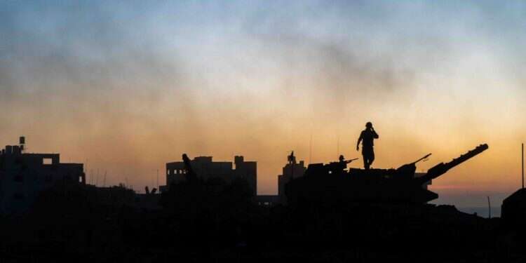 "עם ישראל מוכן לשוב לחבל עזה. זה צו השעה"