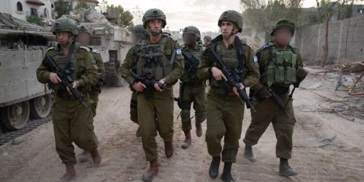 גבול לבנון: צה"ל חיסל חוליית נ"ט ויירט טיל קרקע-אוויר. הרמטכ"ל בעזה למח"טים: "אנחנו ממשיכים"