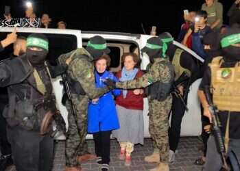 עיכוב בשחרור עשרה חטופים: ילנה טרופנוב ואירנה טאטי שוחררו משבי חמאס