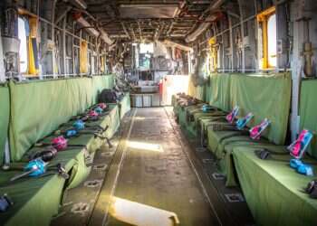 אוזניות רעש צבעוניות, משחקים לילדים ומעטפת רפואית: צה"ל נערך לקבל את החטופים