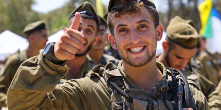 רועי בני האהוב, ידעתי שאתה גיבור, עכשיו כל העולם ידע את זה