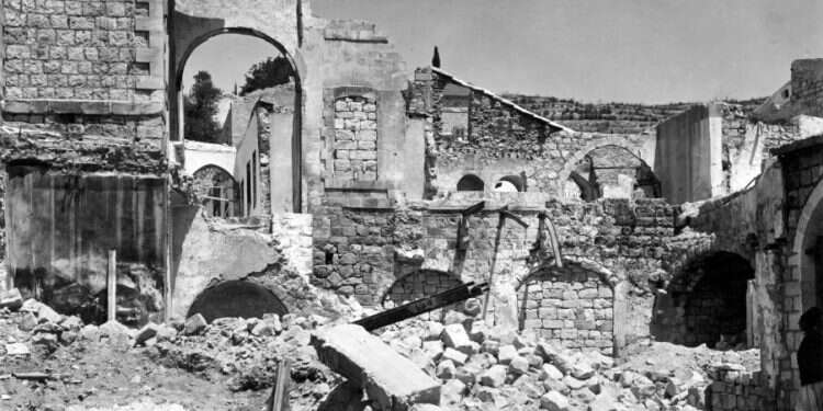 כמו בתרפ"ט: 7 באוקטובר הזכיר ליהדות התפוצות משהו שהיא שכחה