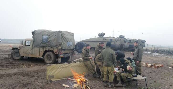 חורף בצה חלפ"סים, חרמוניות ואוהלים מבודדים: הלוחמים בצפון נערכים לחורף