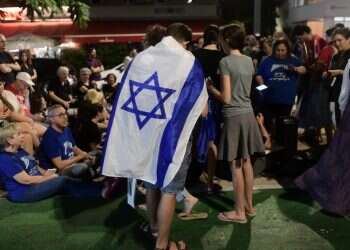 דגל ישראל בבית ספר הוא אקט פוגעני? המנהל מסביר את הסערה