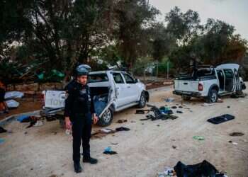 "יש לי מחבל בבית": כך נראה יום הטבח במוקד 100 של המשטרה