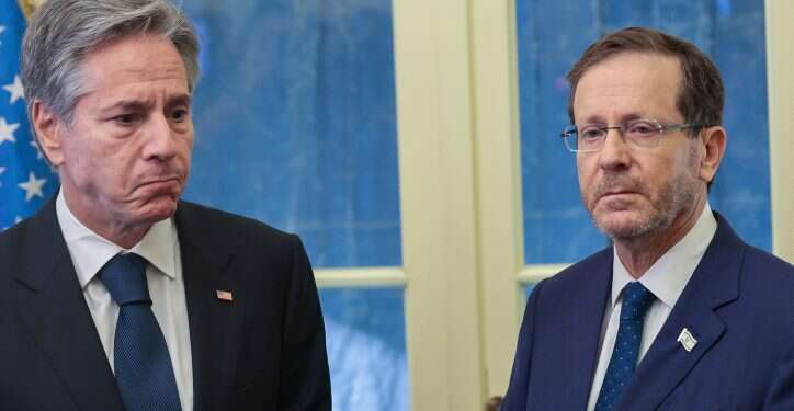 בלינקן: מצפה לשיחות מעמיקות על המשך הדרך בעזה