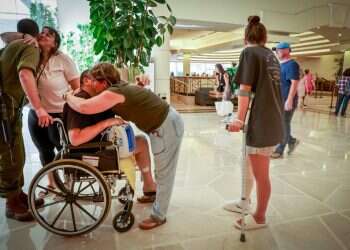 משרד הרווחה מקים מסגרות למפונים: "מצב זה יכול להימשך זמן רב"