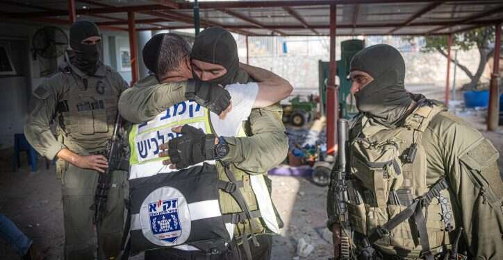 איש זק סקר: אמון הציבור בזק"א ובצה"ל זינק מפרוץ המלחמה