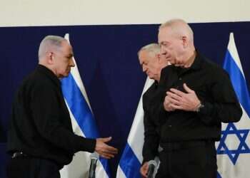 השדה הפוליטי משדר נתק מסוים מהחזית