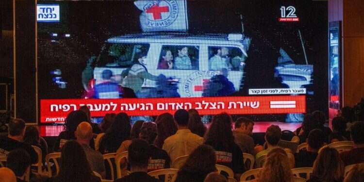 אחרי האופוריה מגיע בוקר אפור