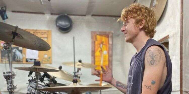 ילד סנדוויץ', מעולה עם אנשים. יותם חיים. צילום: באדיבות המשפחה איריס כבר מתכננת את החגיגה ביום שבנה יותם יחזור מעזה