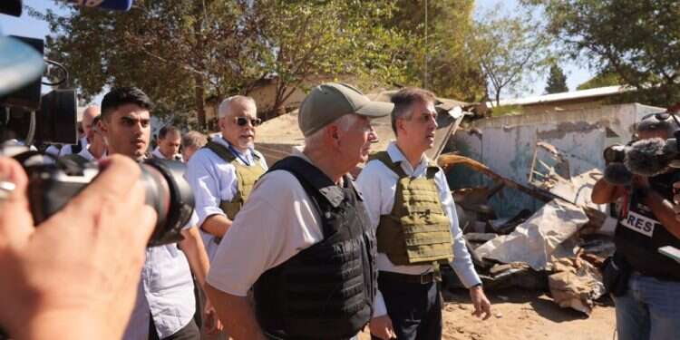 שר החוץ של האיחוד האירופי בבארי: "את חמאס צריך להביס"