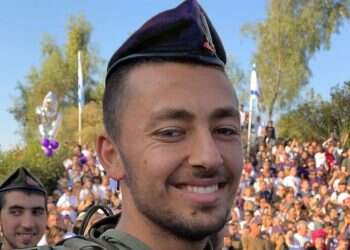 "לידו, גם אנשים כמונו הפכו לשלווים": החברים והמשפחה נפרדים מסמ"ר איתן דישון ז"ל