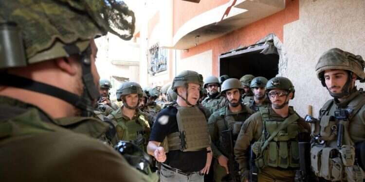 נתניהו במפגש עם לוחמים בתוך עזה: "ממשיכים עד הסוף – עד הניצחון"