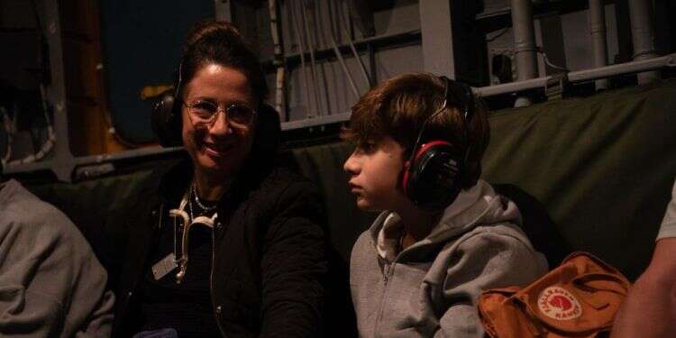 עדויות הילדים החטופים נחשפות: "הכריחו אותם לצפות בסרט הזוועות"