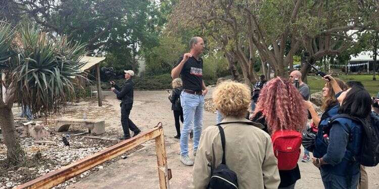 תושבי בארי הבהירו: "לא נחזור בלי מיגור חמאס"