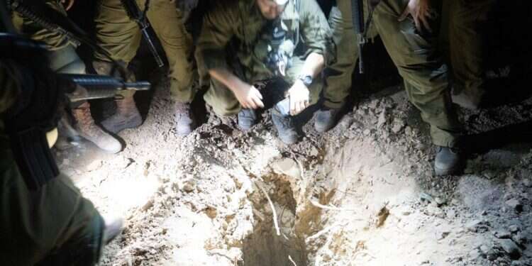 מהזיהוי ועד הפיצוץ: 400 פירי מנהרות הושמדו בעזה | צפו בתיעוד