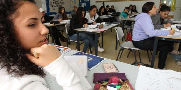 הרשת שלא מחכה למשרד החינוך: "אנו צריכים לתת פתרונות לכל"