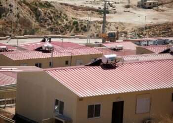 קראווילות, אילוסטרציה. צילום: ליאור מזרחי, פלאש 90 53 קראווילות: אושר שטח המגורים הזמניים של תושבי כפר עזה