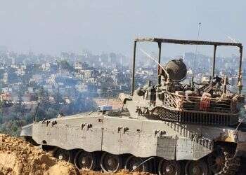 לראות את עזה הרוסה עד היסוד: מסע בטנק אל תוככי אזורי הלחימה