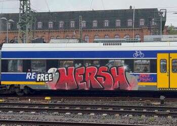 קירות שותקים: מיזם גרפיטי בינלאומי להחזרת החטופים