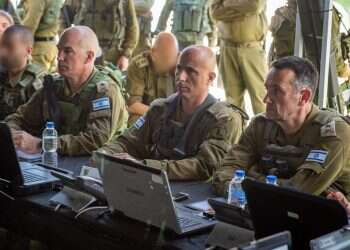 הערכת מצב בפיקוד צפון. צילום: דוצ הרמטכ״ל בפיקוד הצפון: ״מוכנים בכל רגע לעבור למתקפה בצפון״