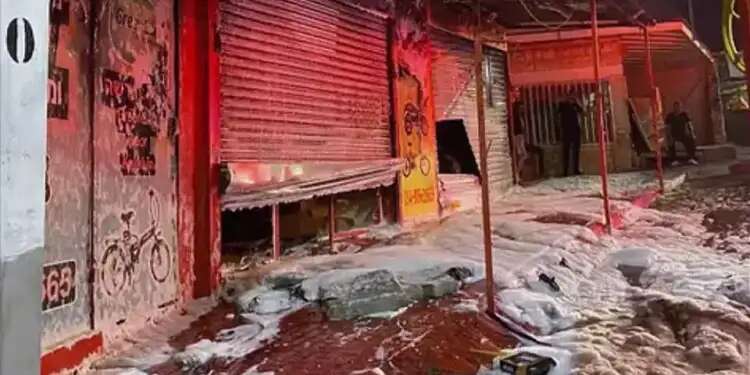 חנות האופניים שהוצתה בטייבה, צילום: דוברות כבאות והצלה